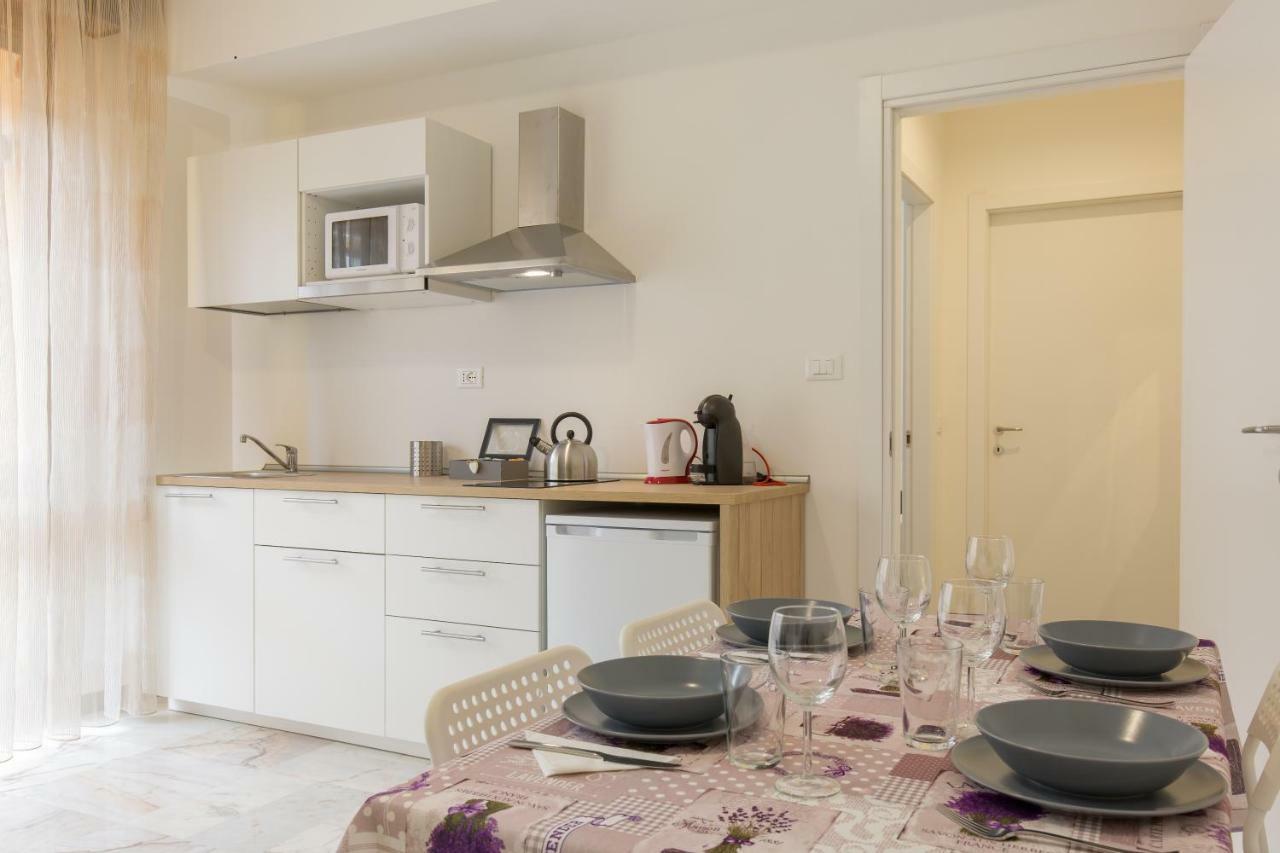 Residenza Le Mura เวโรนา ภายนอก รูปภาพ