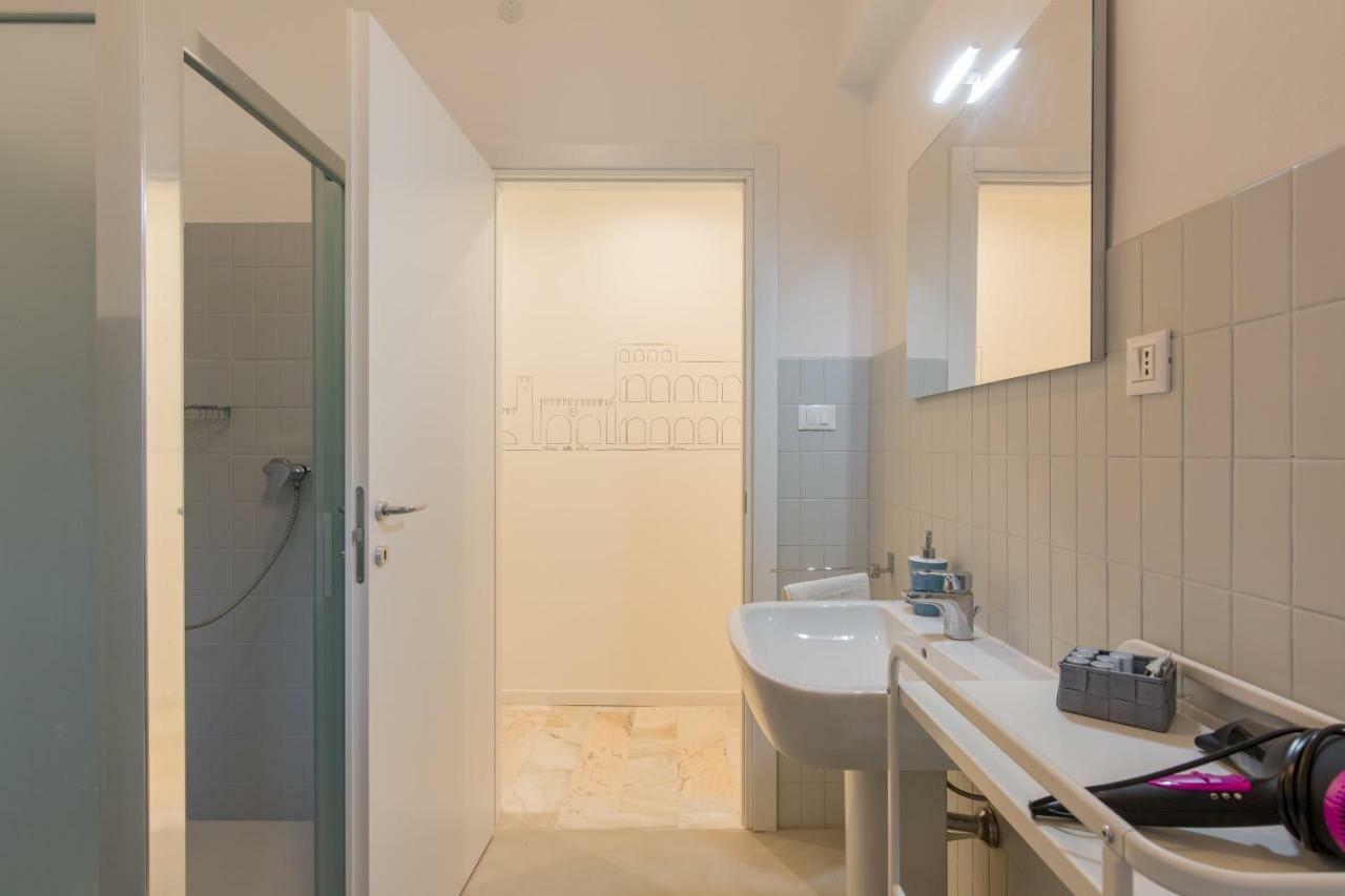 Residenza Le Mura เวโรนา ภายนอก รูปภาพ